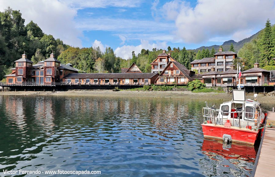 cuanto cuesta la entrada a las termas de puyuhuapi